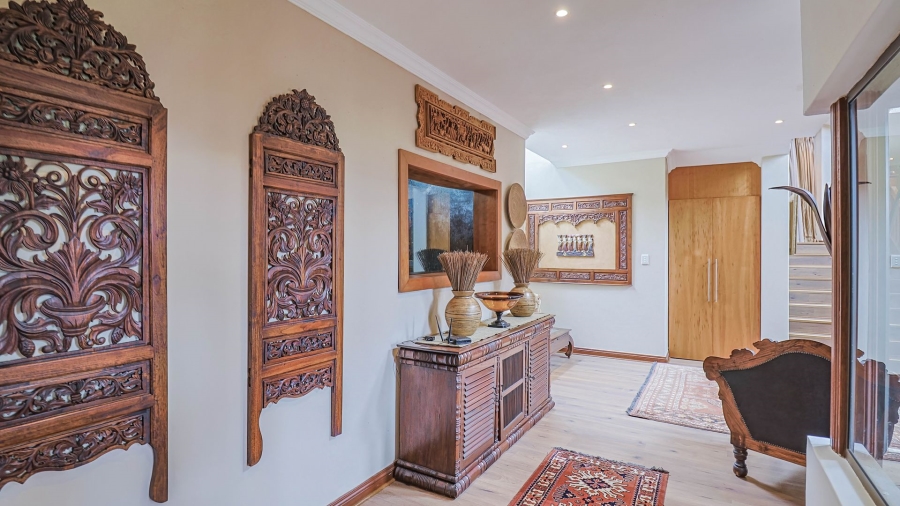 5 Bedroom Property for Sale in Birdwood Estate North West